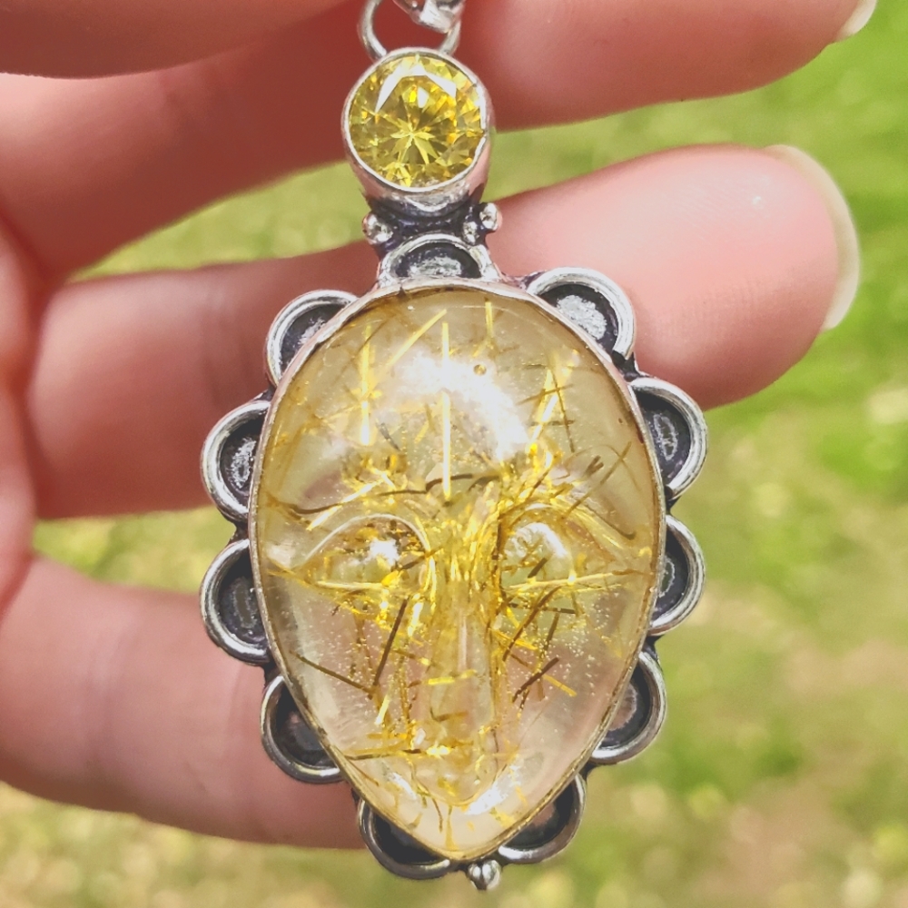 New Carved Golden Rutile and Citrine Goddess Face 925 Silver Pendant.